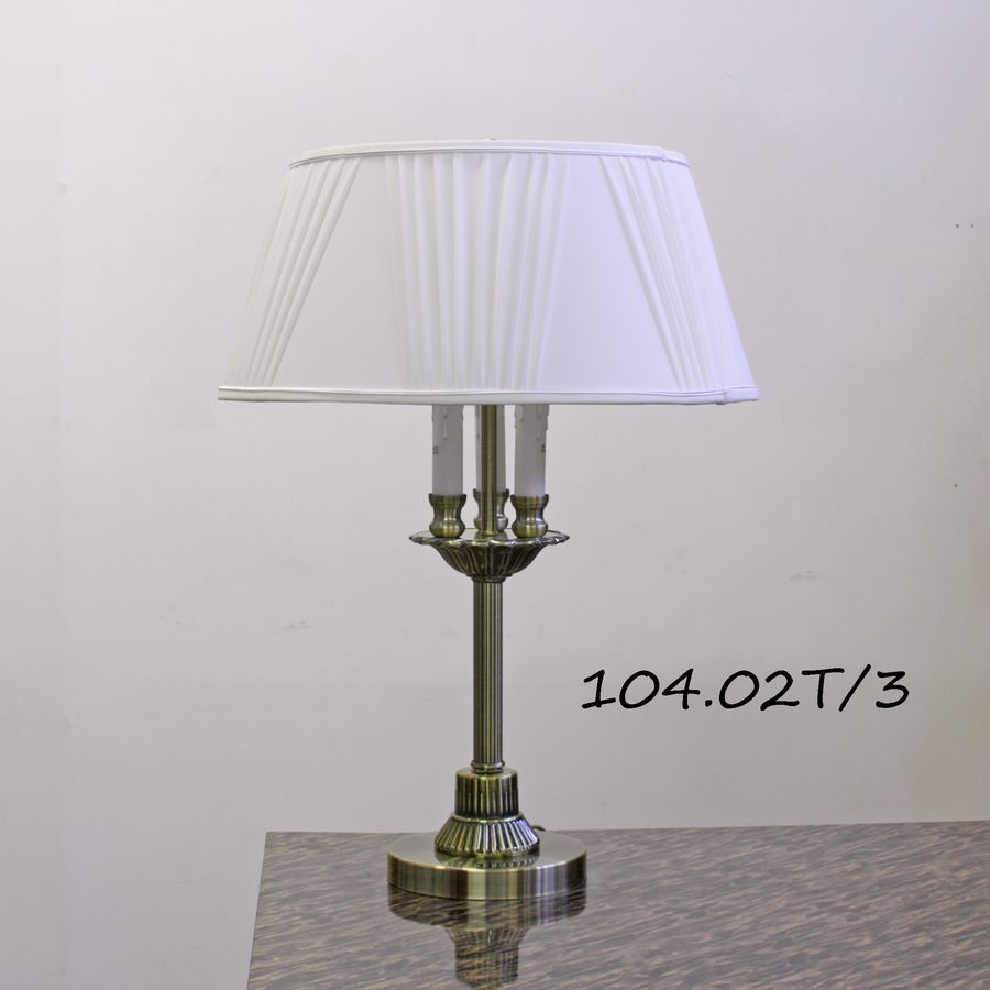 Настольная лампа классика с абажуром 104.02 Т3