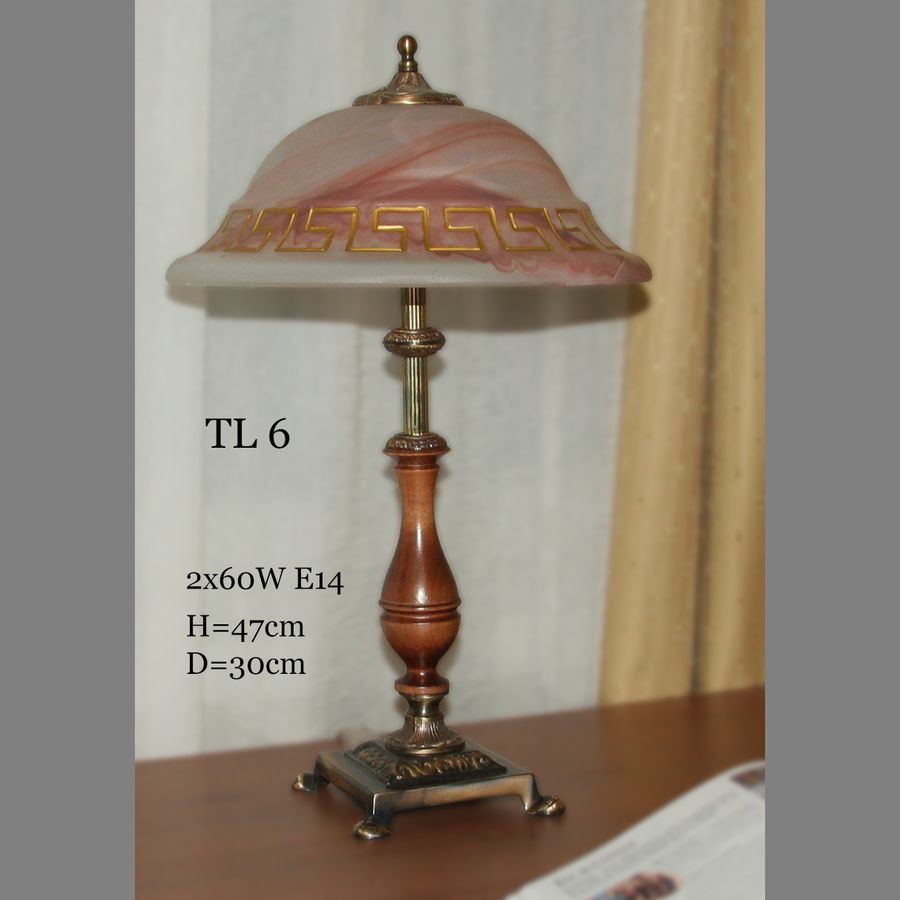 Настольная лампа для кабинета латунная TL6