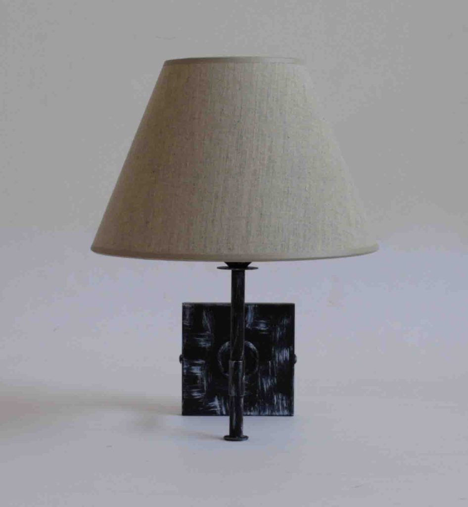 Настенный светильник с абажуром БК164.04