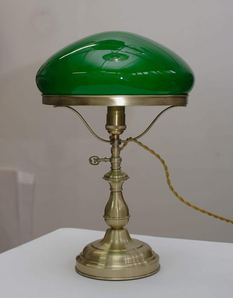 Зеленый плафон для настольной лампы (двухслойное стекло)