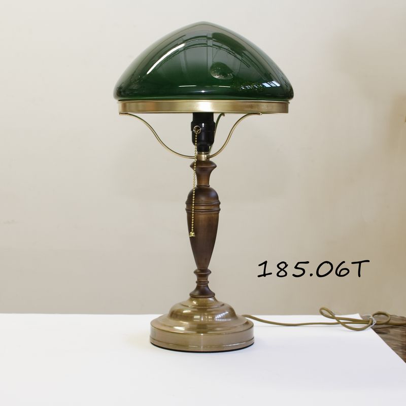 Лампа Ильича с зеленым плафоном 185.06Т латунь